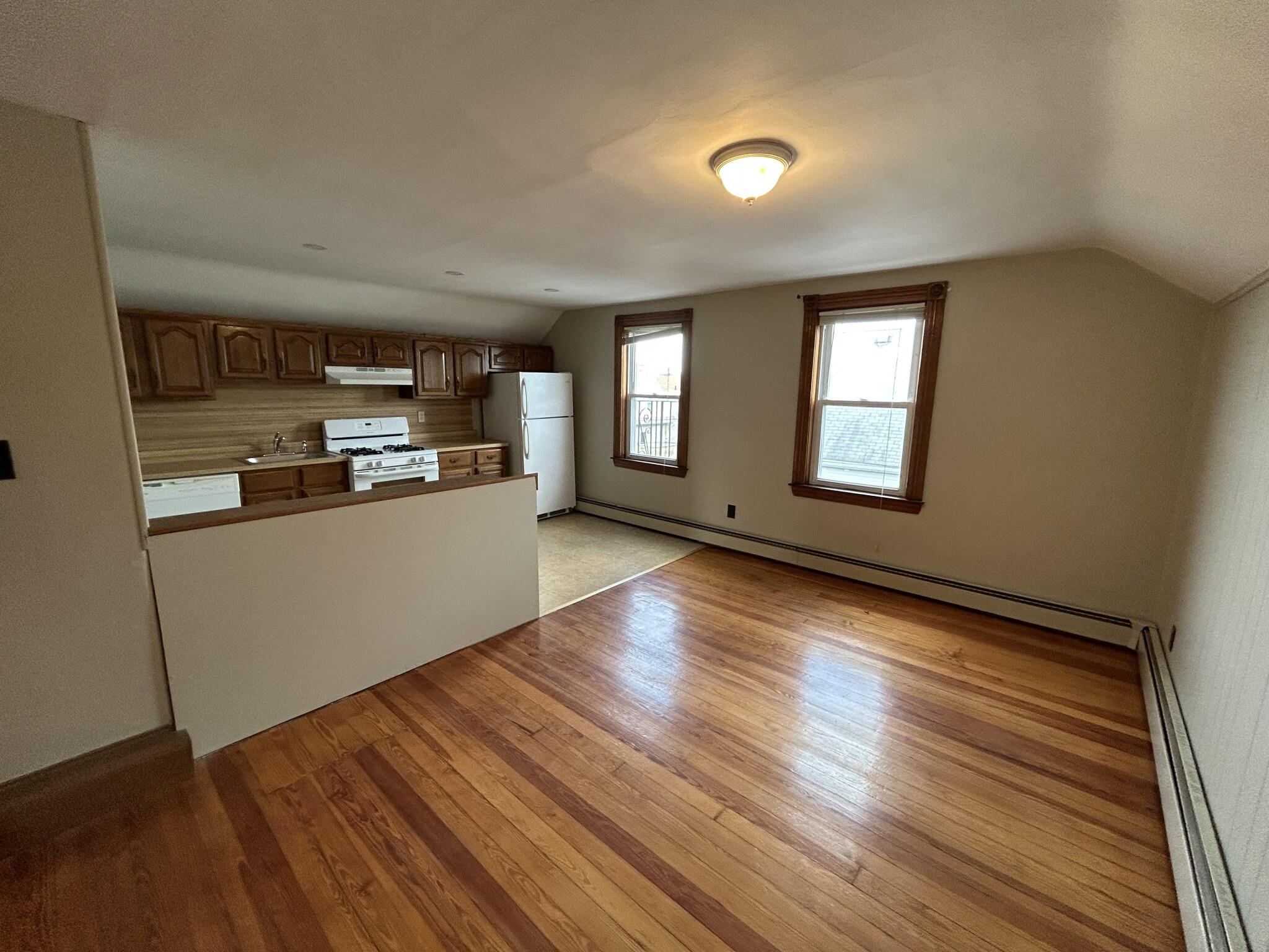 1 bed, 1 bath apartment for rent at 86 Medford St Unit 2, Magoun Square — photo 7 of 14