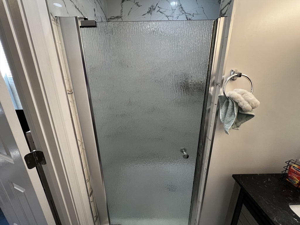 34 Cherokee St, Mission Hill