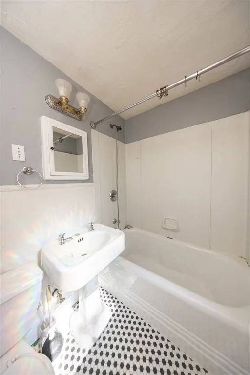 35 Tirrell St, Worcester