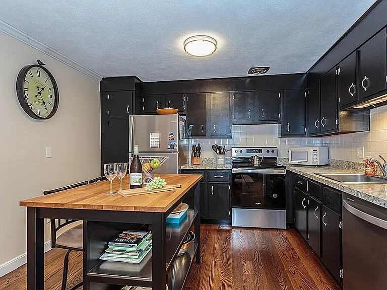 99 Pleasant St, Watertown