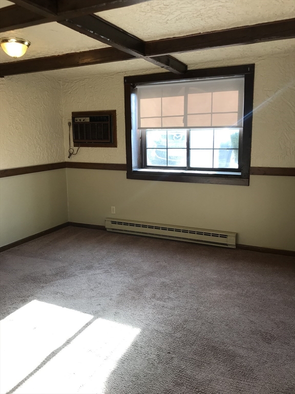 75 Winthrop St, Everett