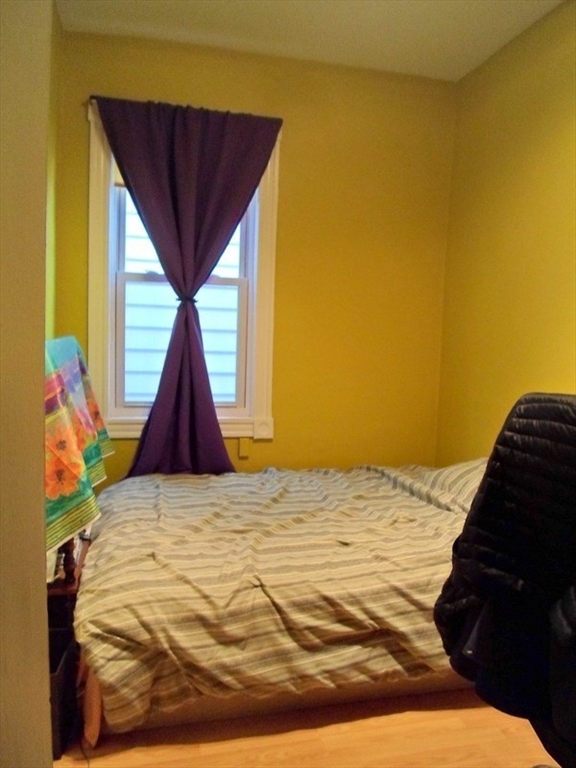 1530 Cambridge St, Mid Cambridge