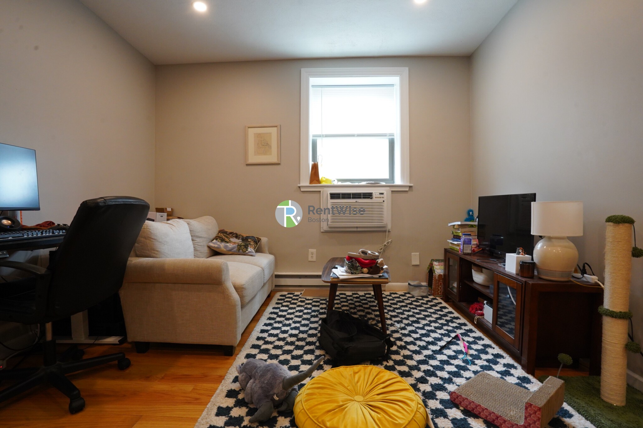 1200 Commonwealth Ave, Brighton