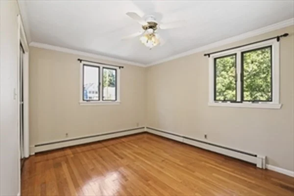 11A Centre Ln, West Roxbury