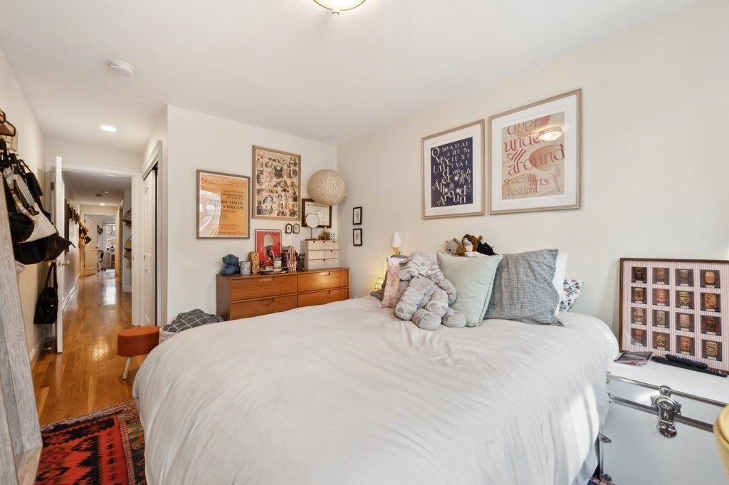 37 Queensberry, Fenway