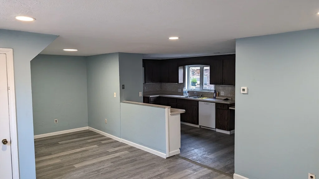 716 Main St, South Weymouth