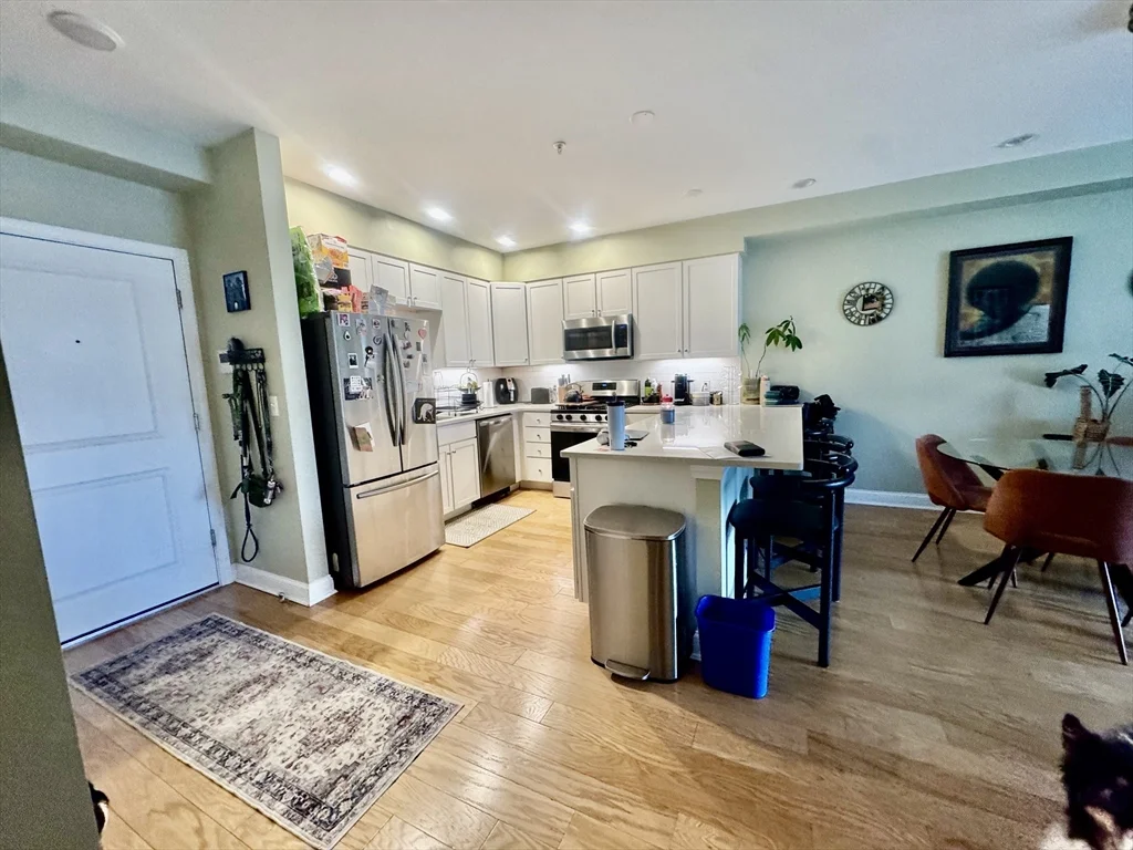 15 Guild St, Roxbury