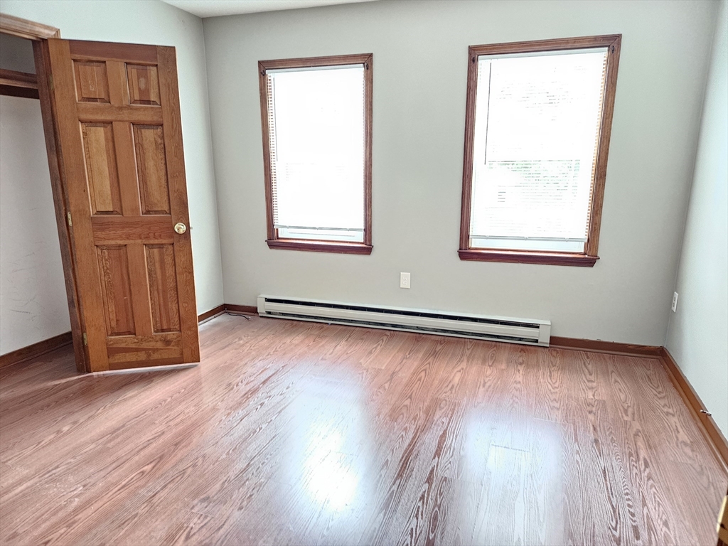 453 Pond St, Braintree