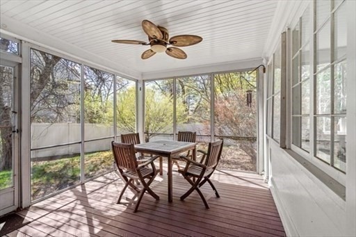 5 Hammond St, Chestnut Hill