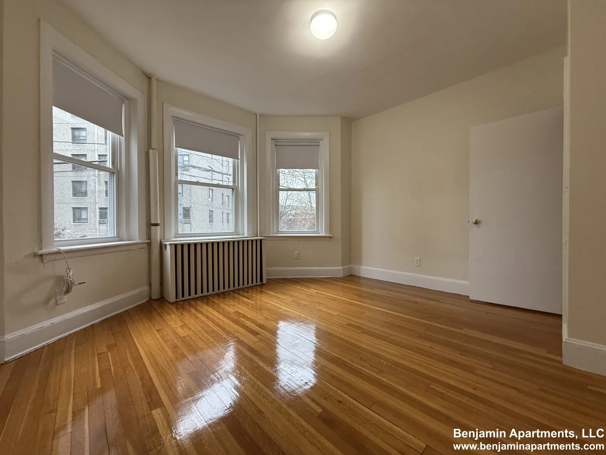 33 Lancaster Ter, Corey Hill