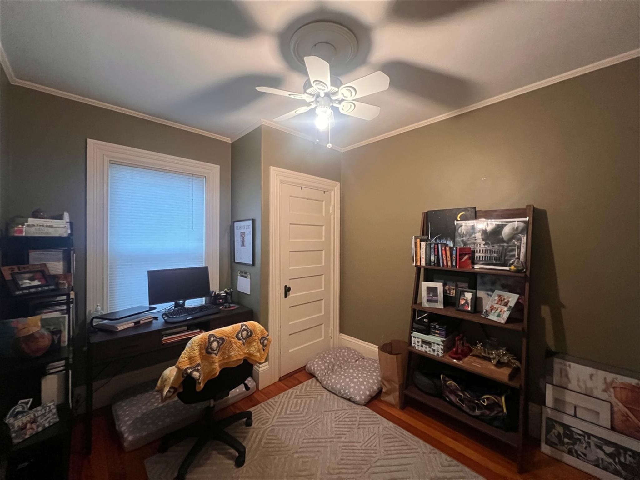 2 bed, 1 bath apartment for rent at 106 College Ave Unit 1R, Tufts — photo 3 of 11