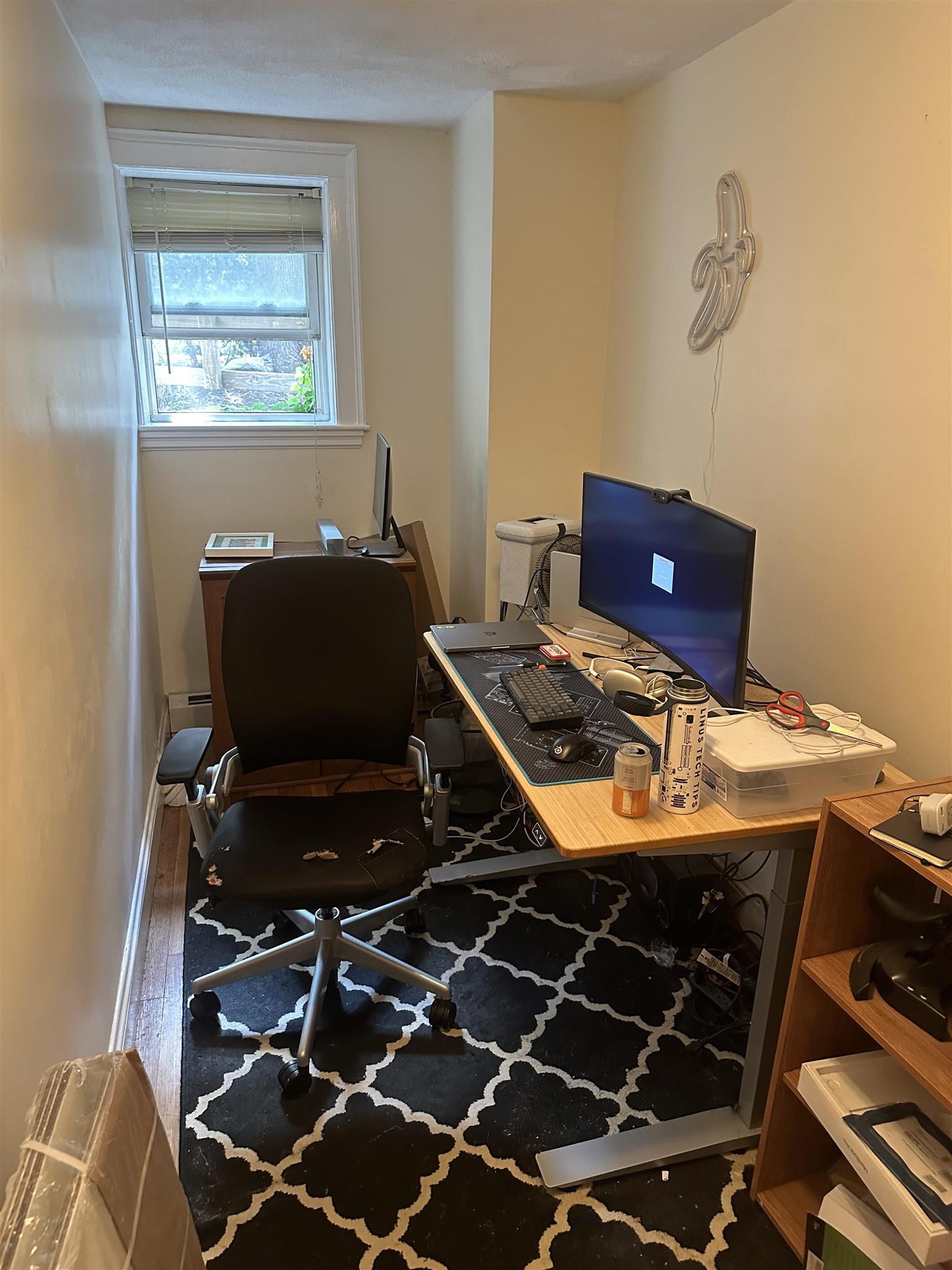 1.5 bed, 1 bath apartment for rent at 38 Day St Unit B, Davis Square — photo 4 of 12