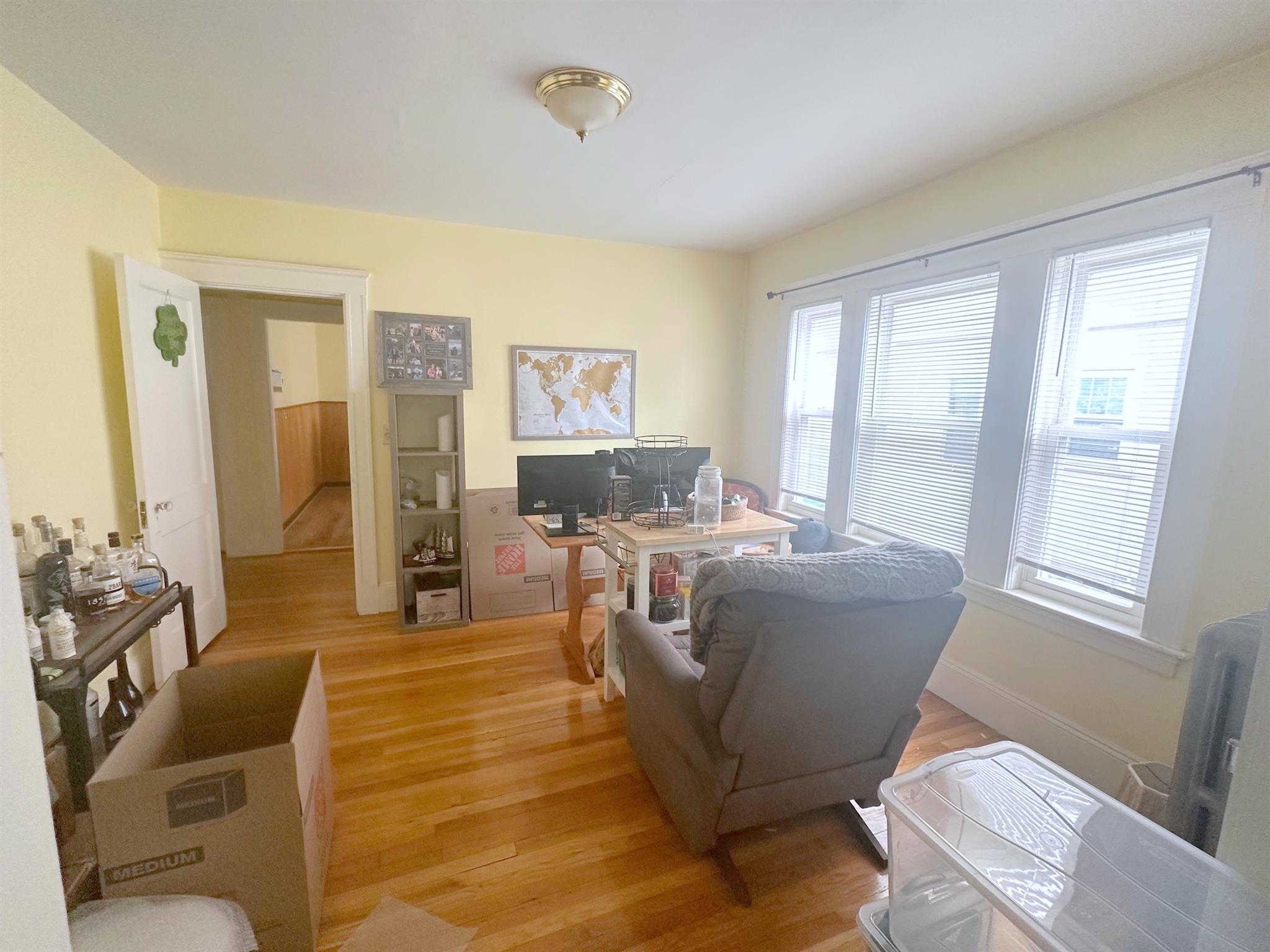 2.5 bed, 1 bath apartment for rent at 11 Mason St Unit 11, Davis Square — photo 3 of 14