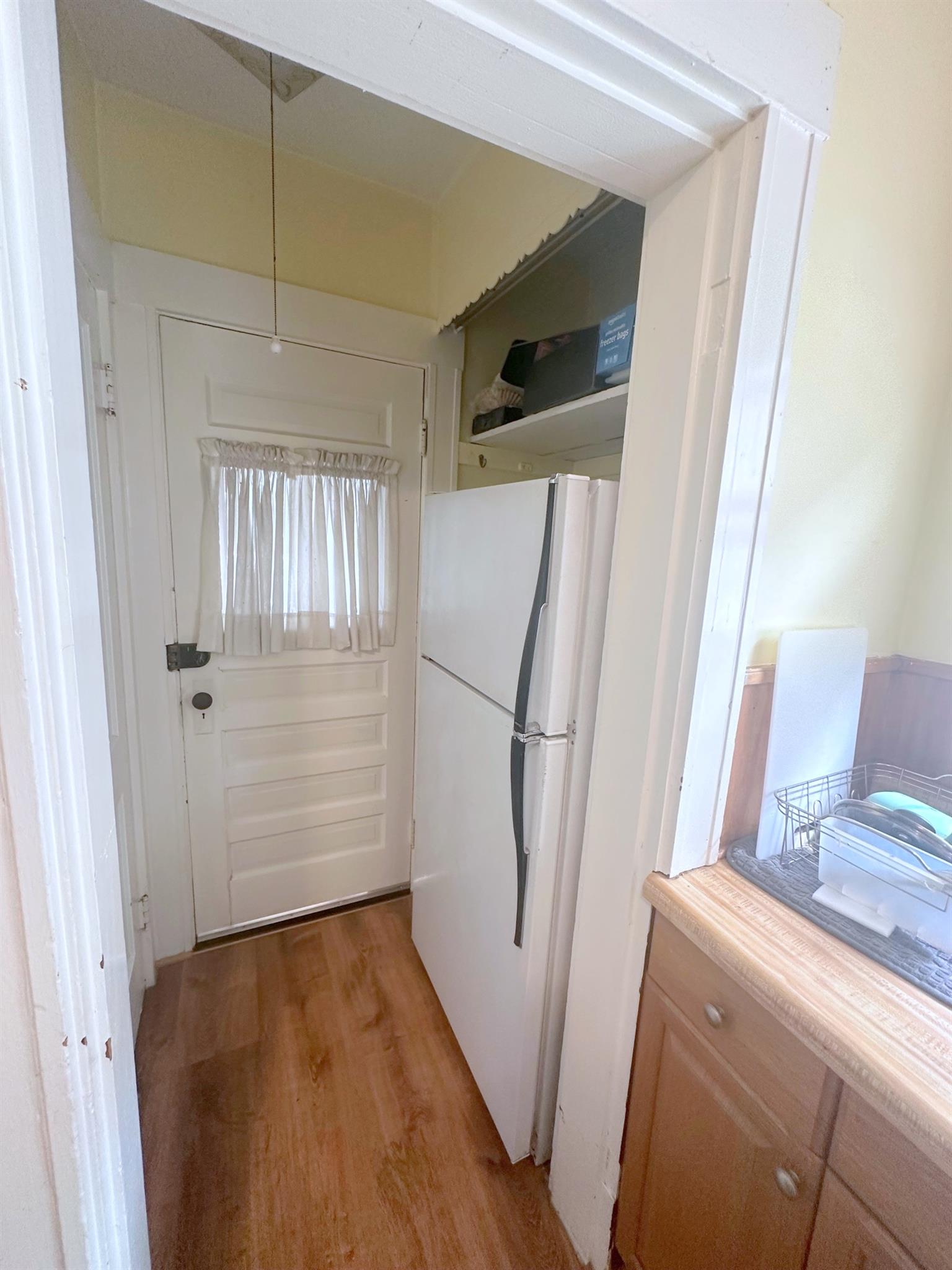 2.5 bed, 1 bath apartment for rent at 11 Mason St Unit 11, Davis Square — photo 6 of 14