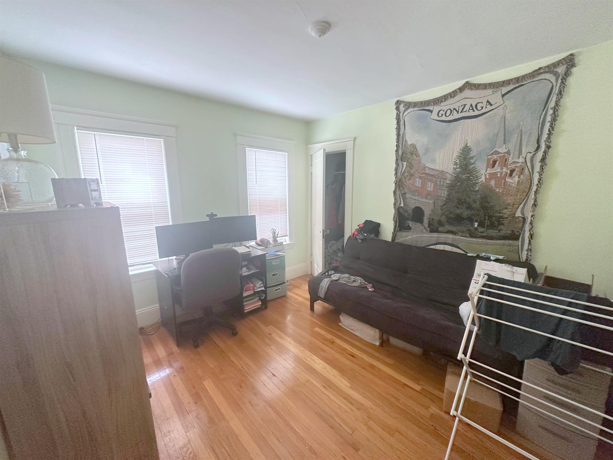 2.5 bed, 1 bath apartment for rent at 11 Mason St Unit 11, Davis Square — photo 9 of 14