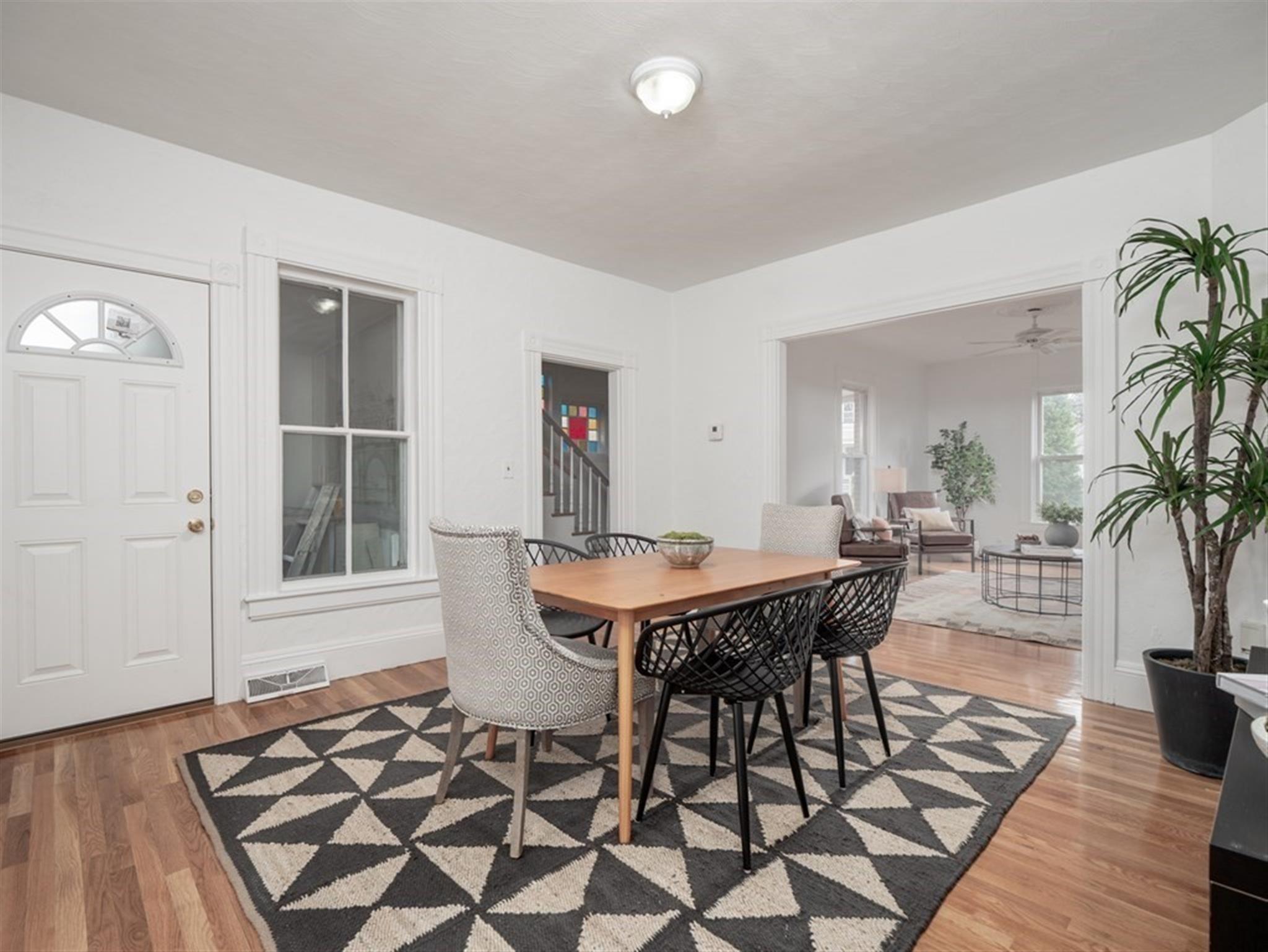 5 bed, 2 bath apartment for rent at 29 Florence St Unit 29, Medford — photo 6 of 21