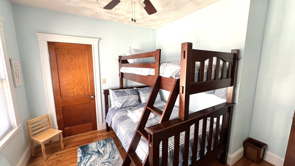 59 Cottage Park Rd, Winthrop