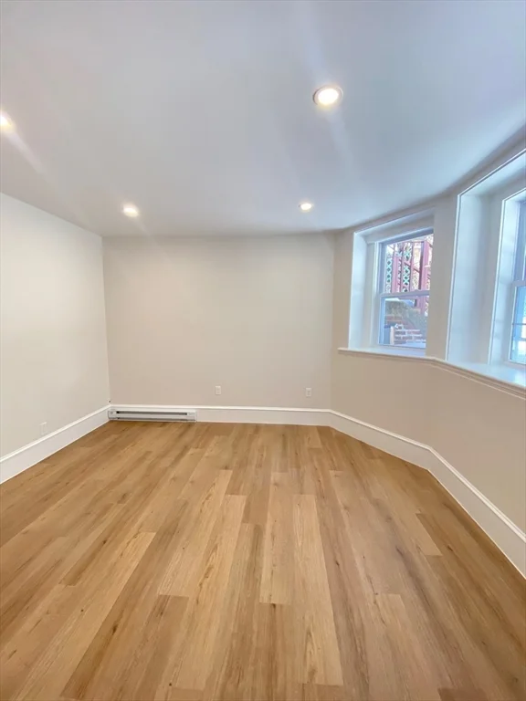 7 Kenney, Jamaica Plain