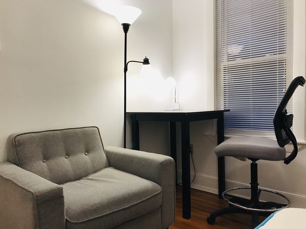 5 Lexington Ave, Powder House Square