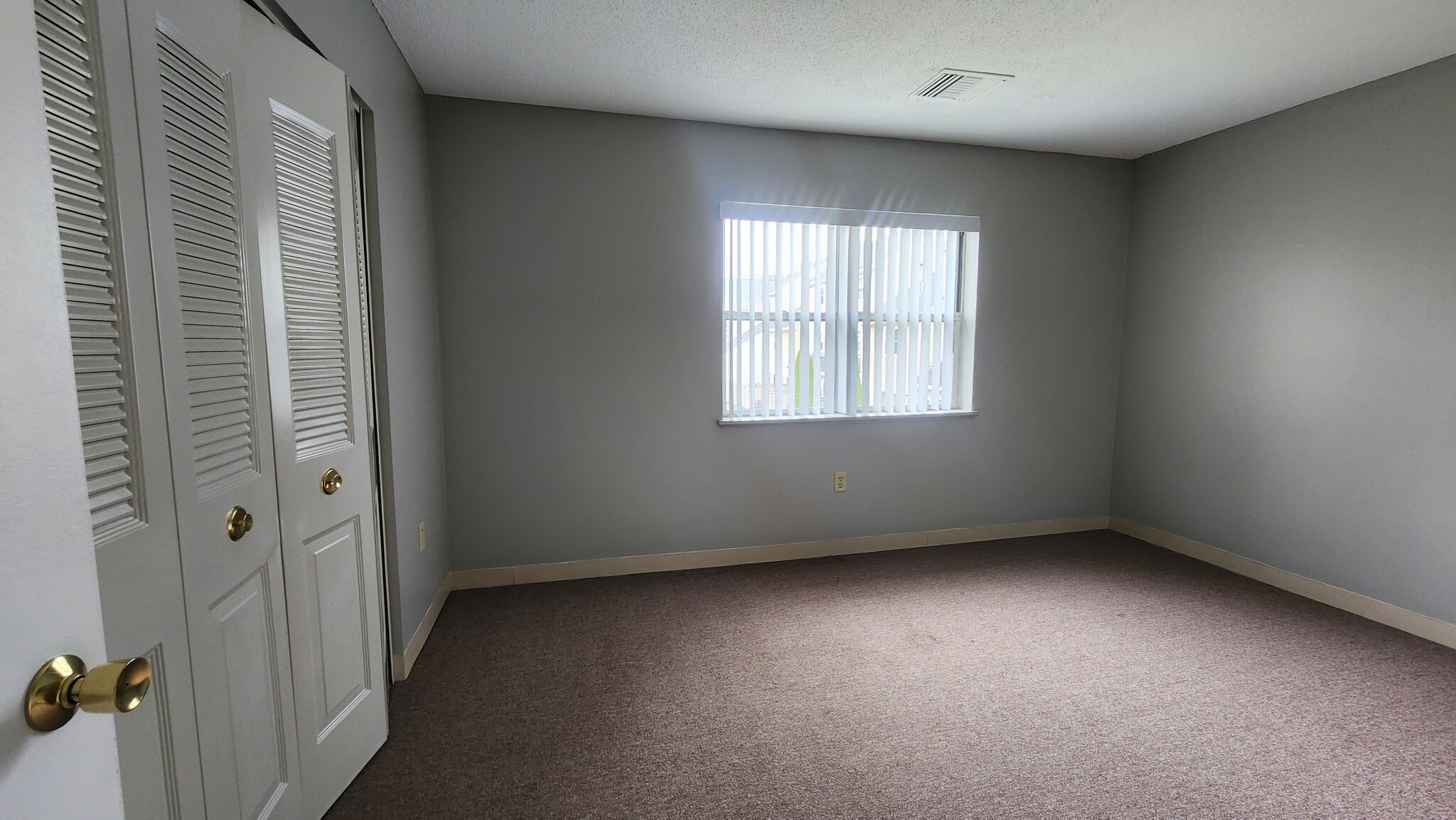 102 North Point Dr, Dorchester