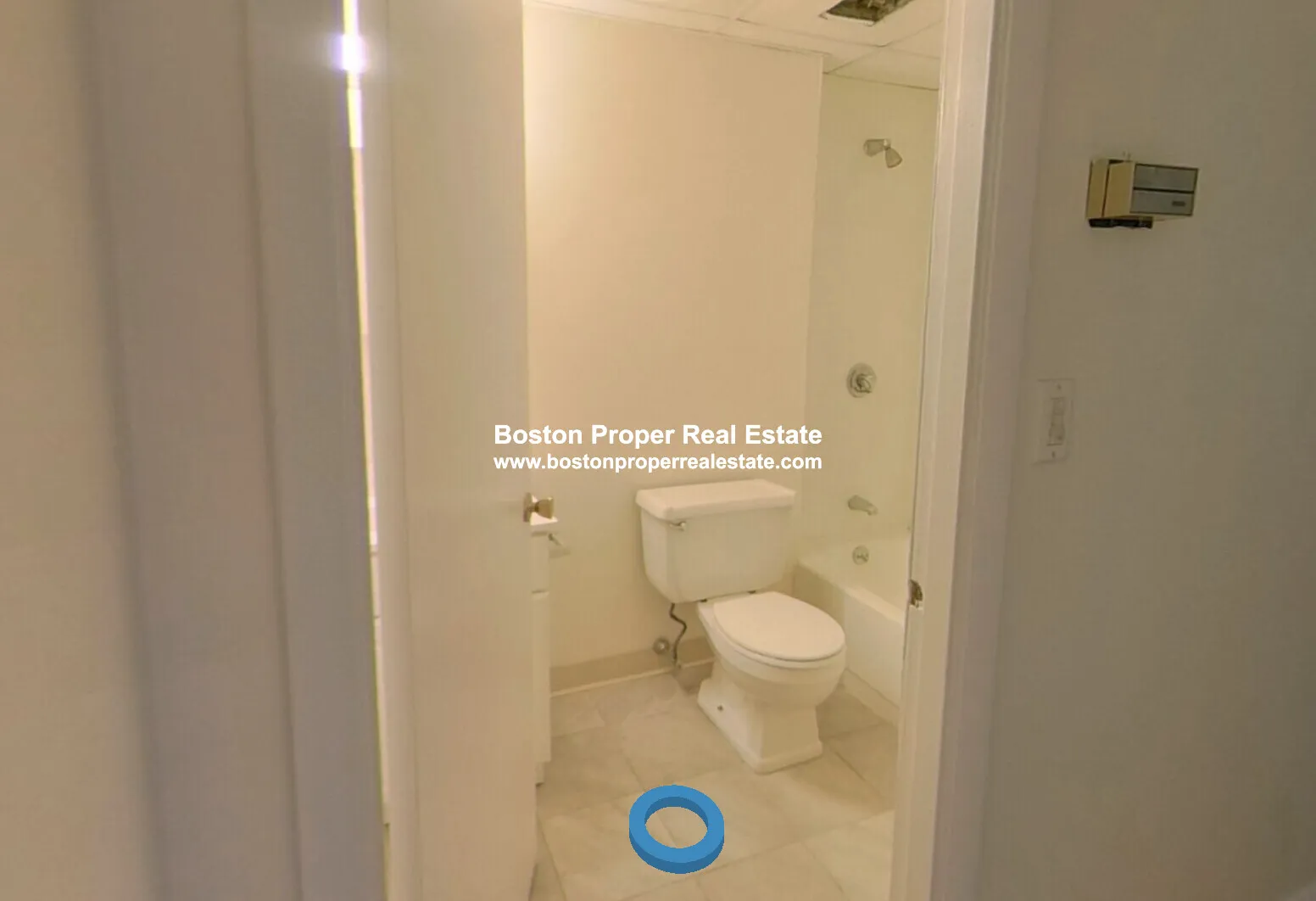 1126 Boylston St, Fenway