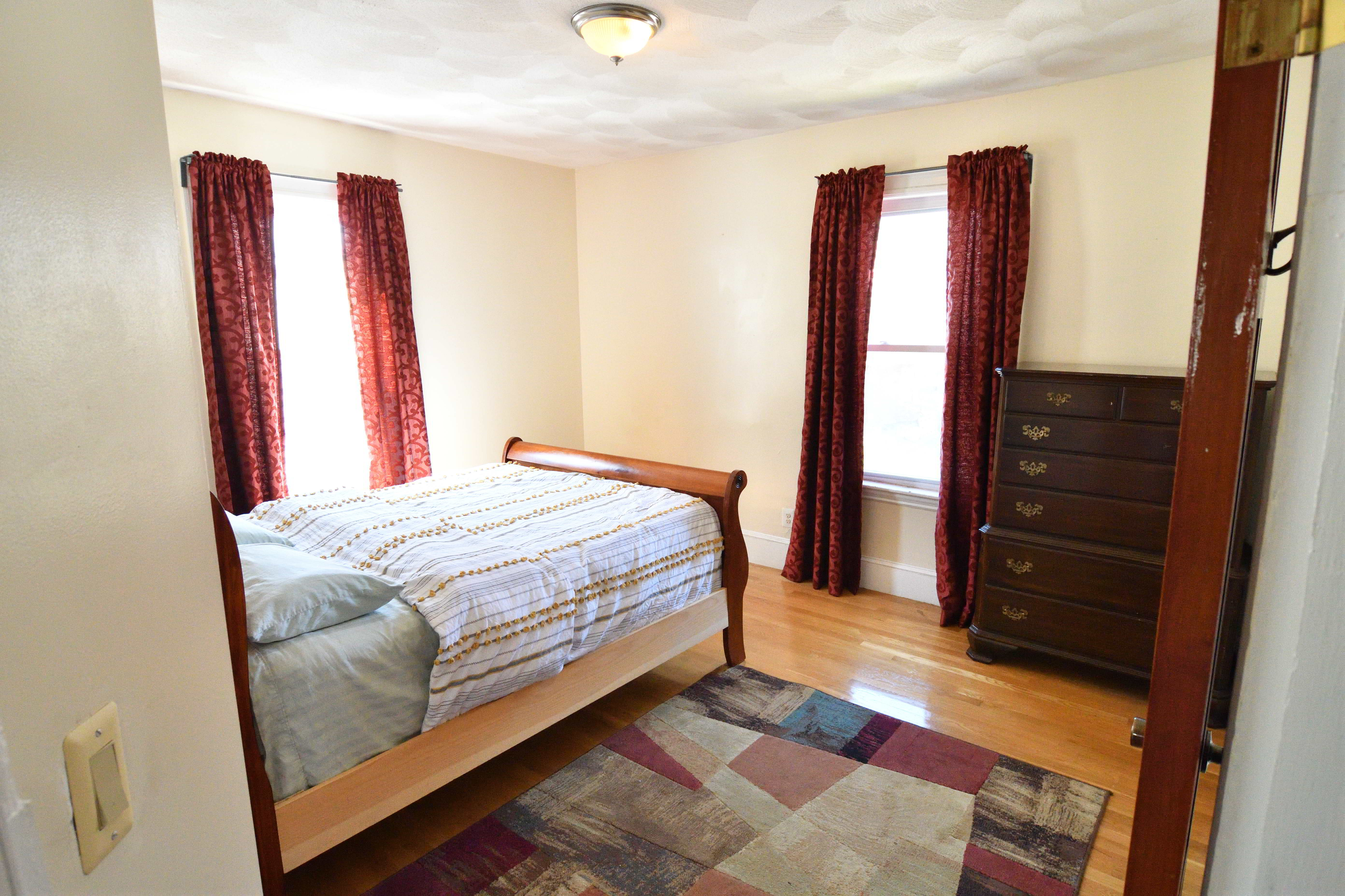 5 bed, 3 bath apartment for rent at 592 Park Unit House, Dorchester — photo 15 of 21