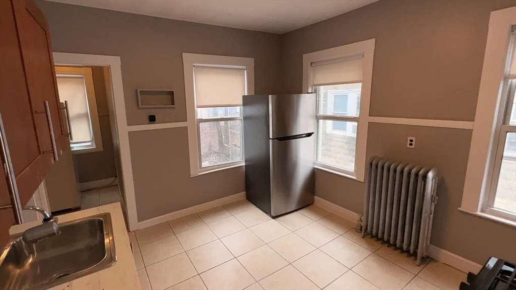 39 Lincoln St, Malden