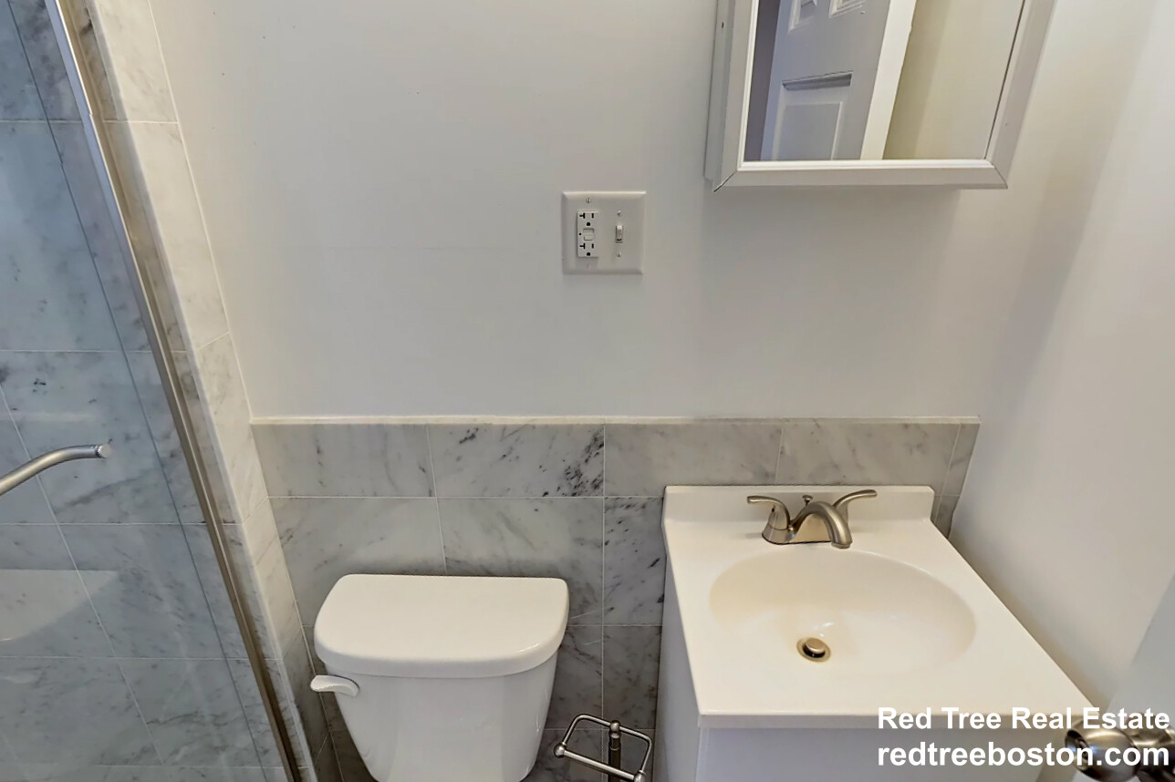 51 Massachusetts Ave, Back Bay