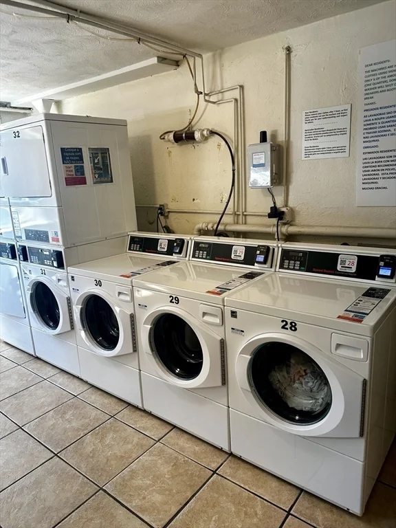 27 Willis St, Framingham