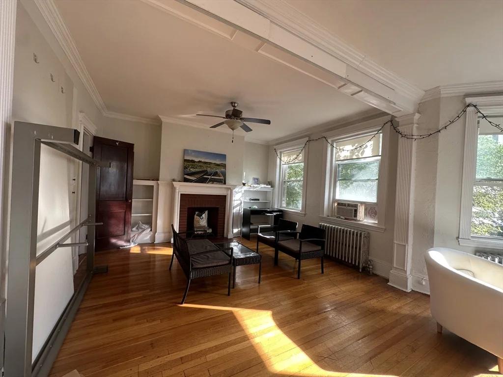 17 Englewood, Salisbury Road - Corey Farm
