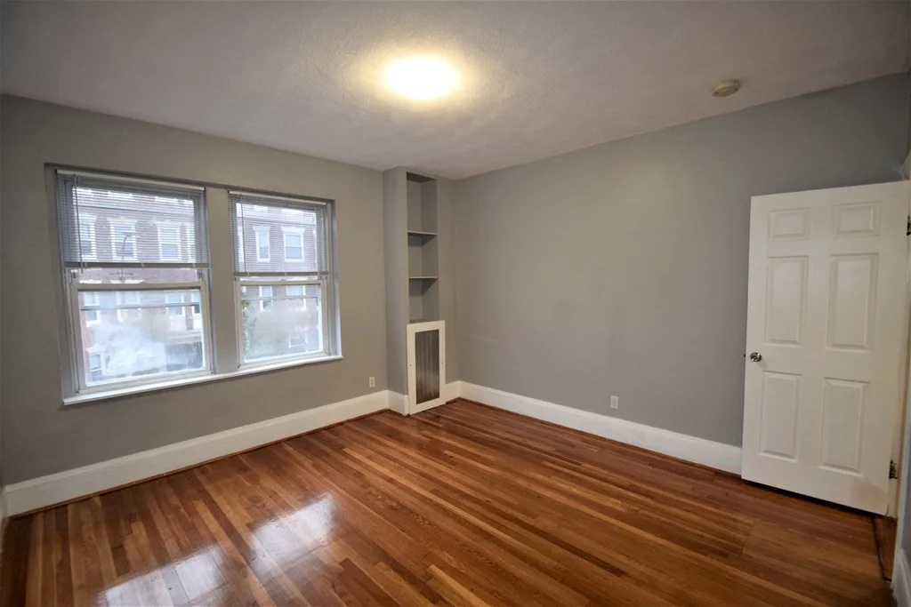 83 Glenville Ave, Allston