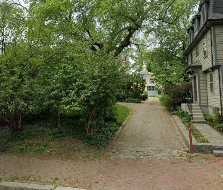 83 Washington Ave, Neighborhood Nine