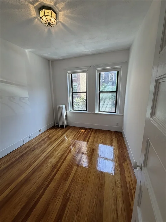 35 Revere St, Beacon Hill