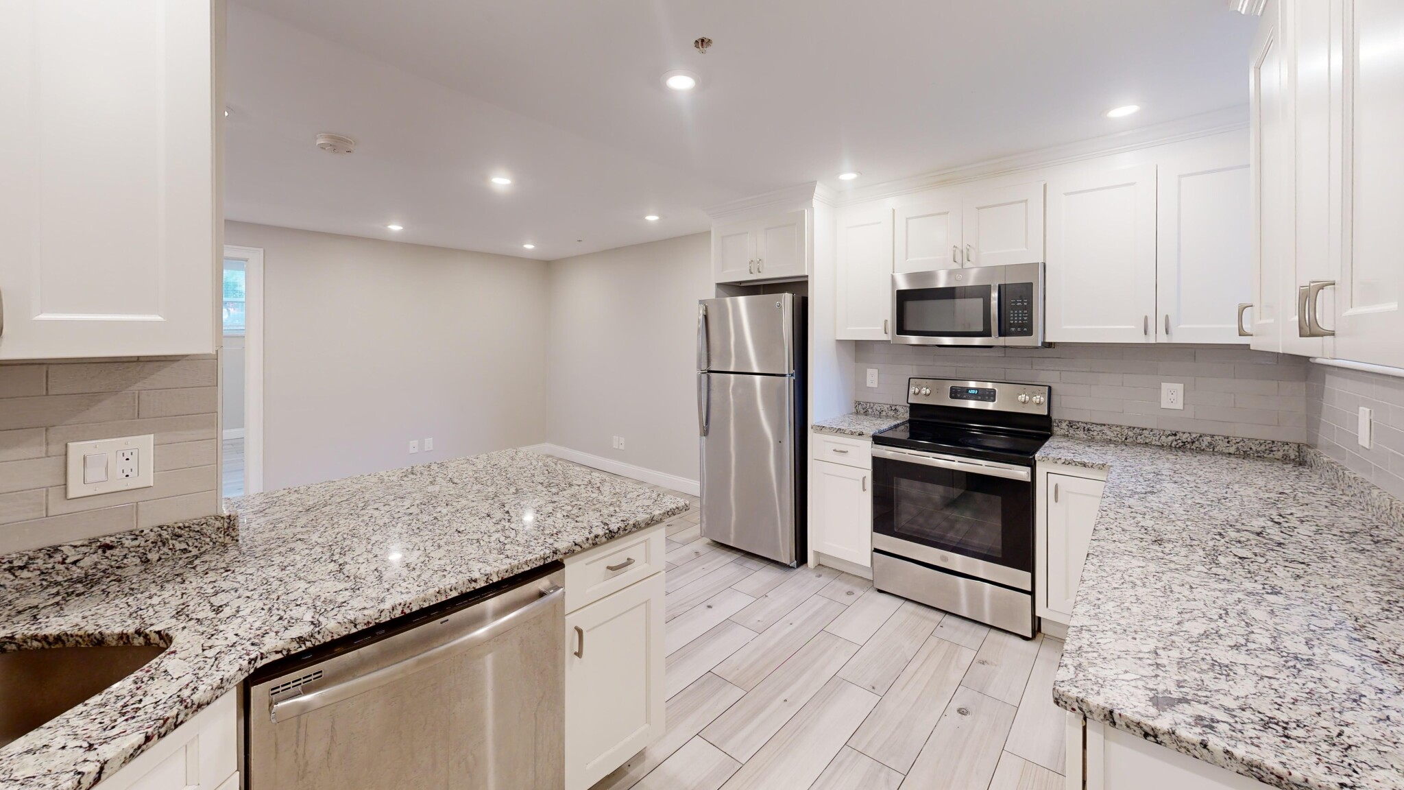 2017 Commonwealth Ave, Brighton