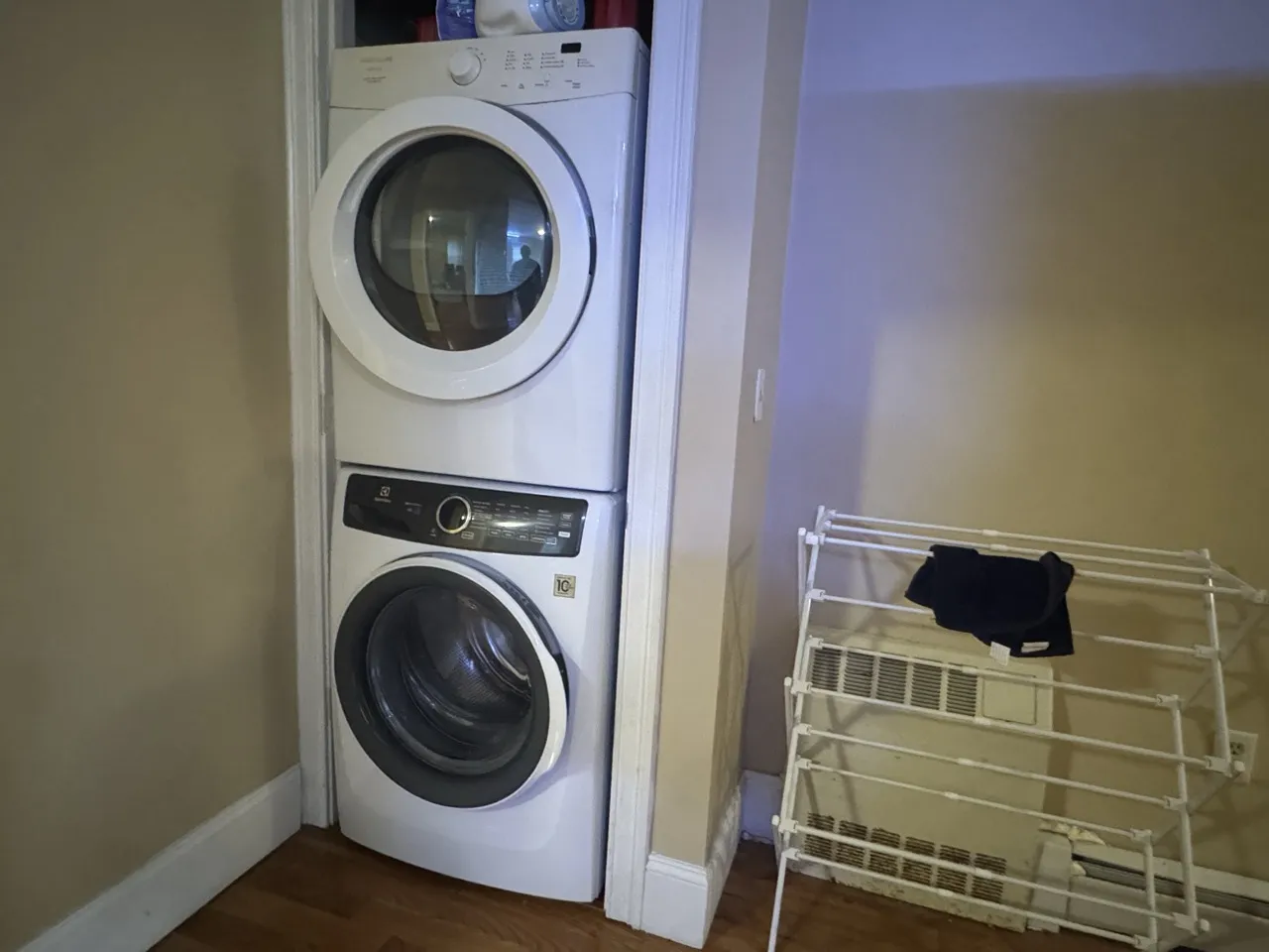 44 Hillside St, Mission Hill