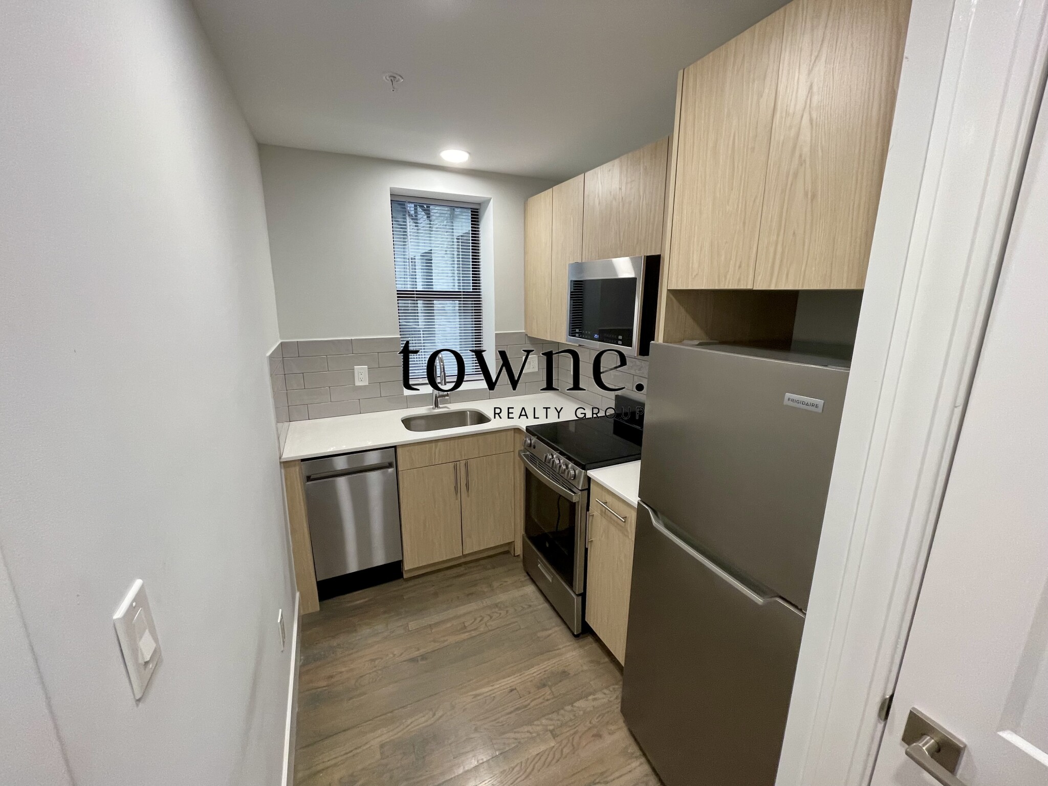 11 Peterborough St, Fenway