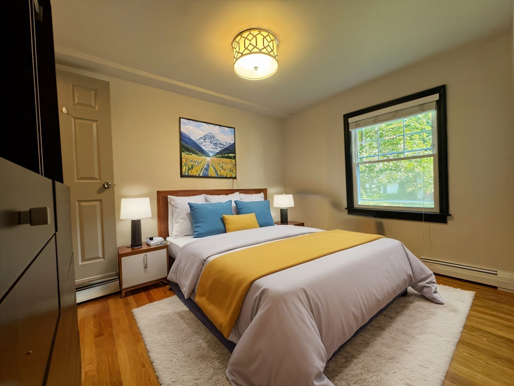 8 Greenhalge St, Medford