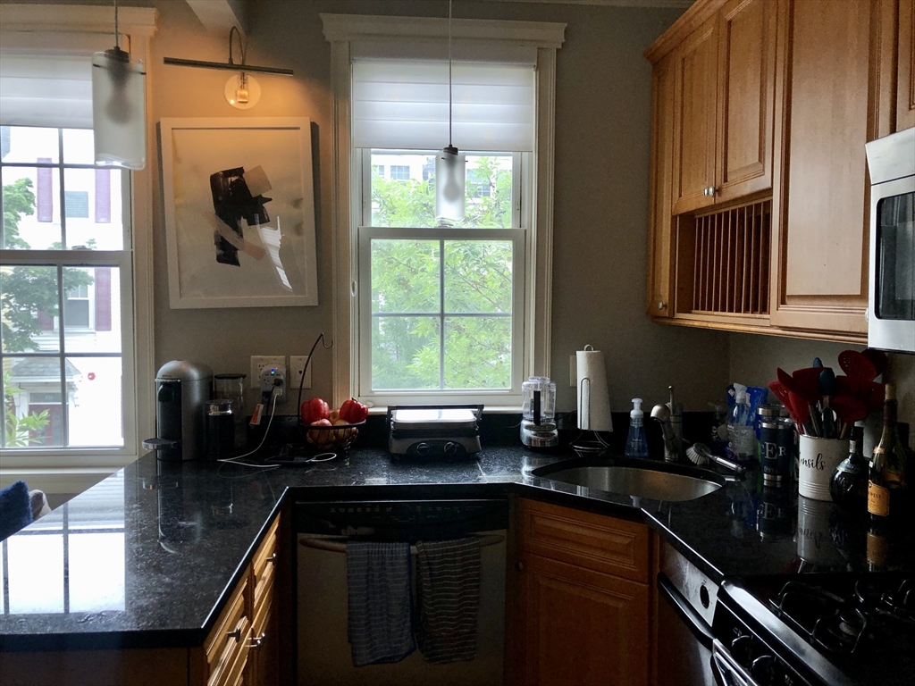 181 K St, South Boston