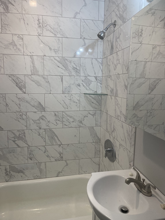 117 Maple St, Gardner