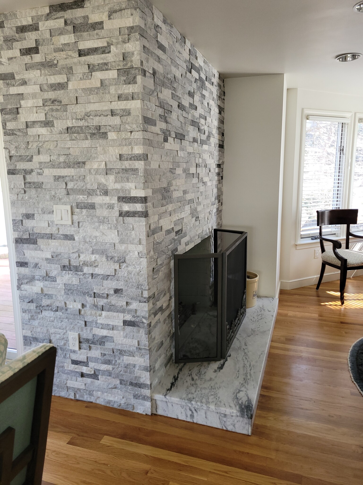 51 Jackson St, Thompsonville