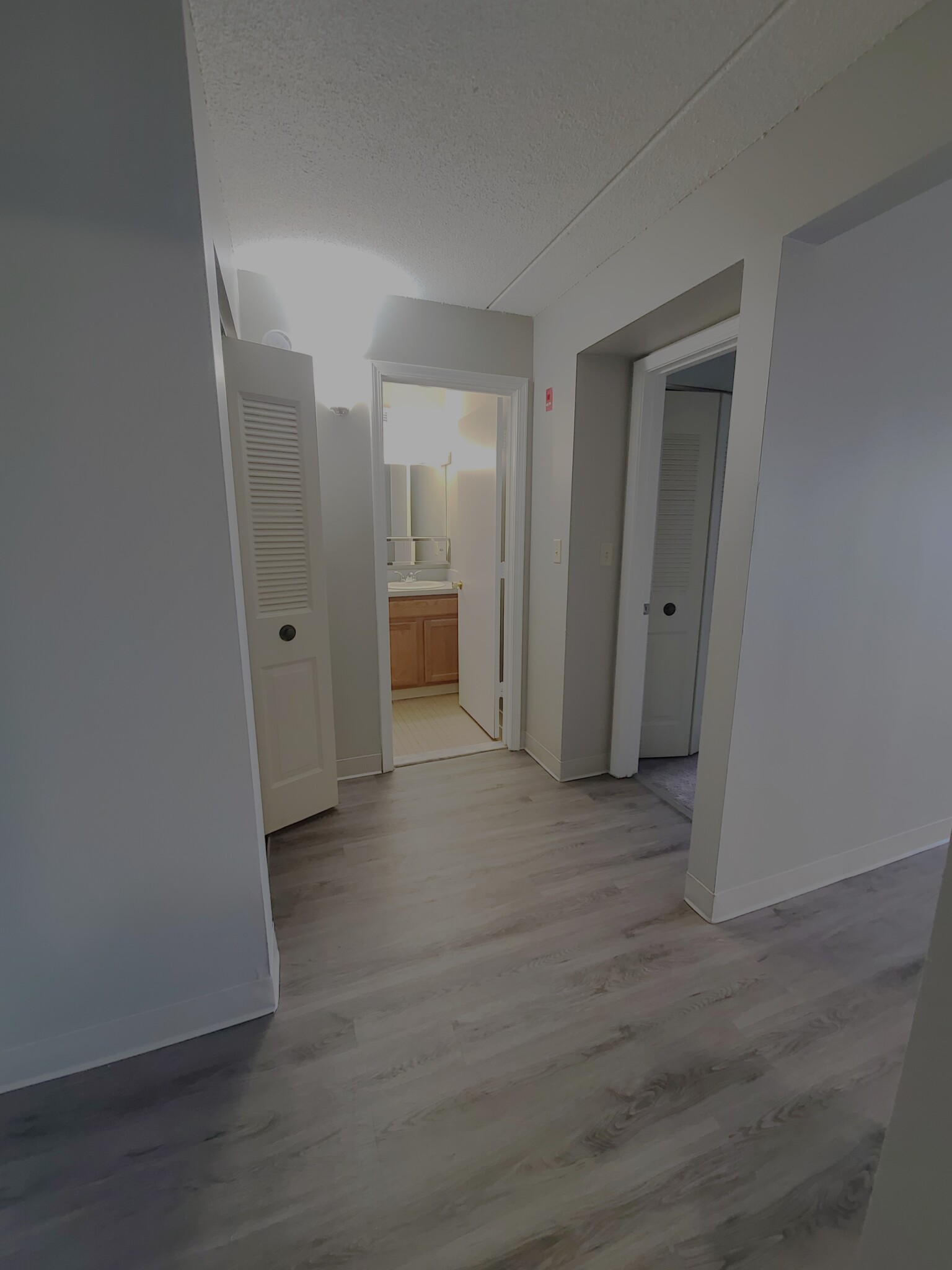 100 Ocean View Dr, Dorchester