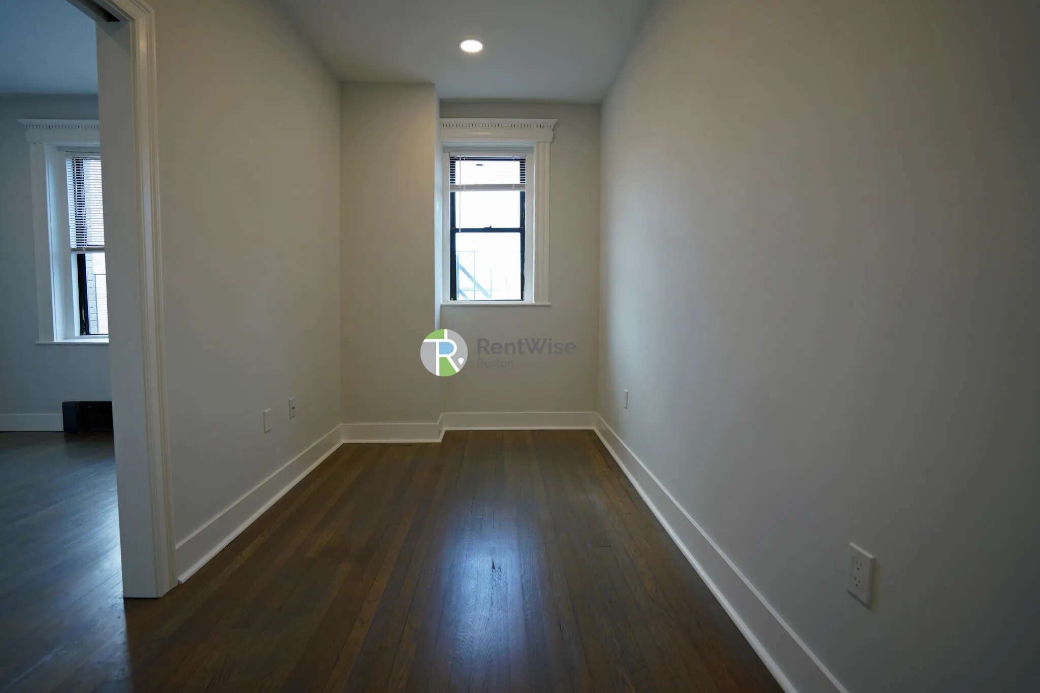 11 Queensberry St, Fenway