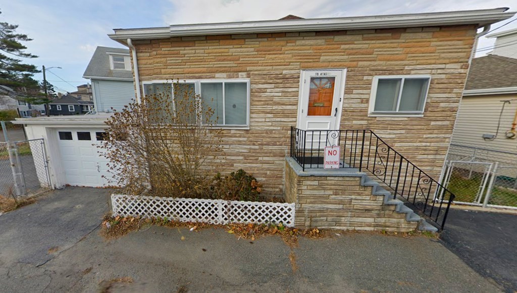 15 Avalon St, Revere