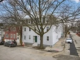 241 Hurley St, East Cambridge