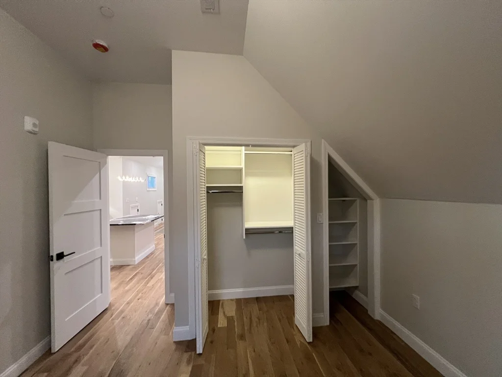 16 Harriet St, Brighton