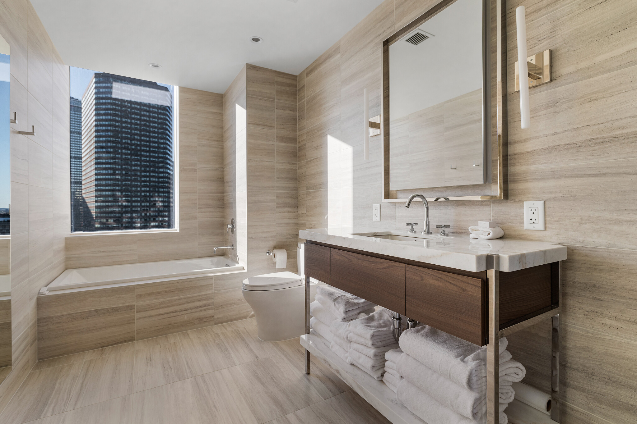 430 Stuart St, Back Bay