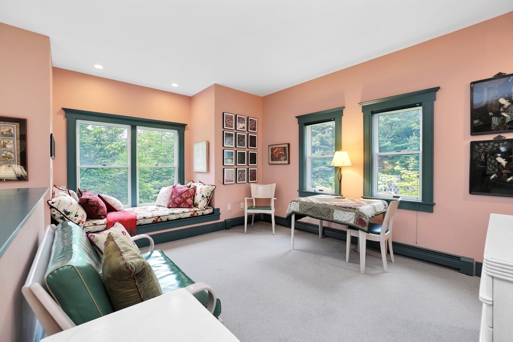 17 Bourne Point Rd, Wareham