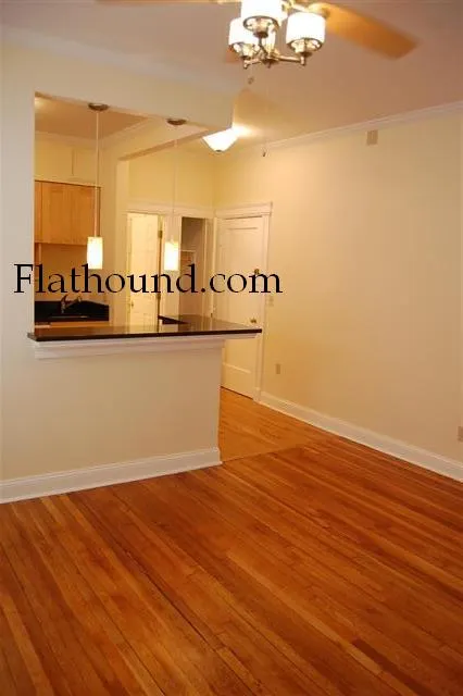 25 Queensberry St, Fenway