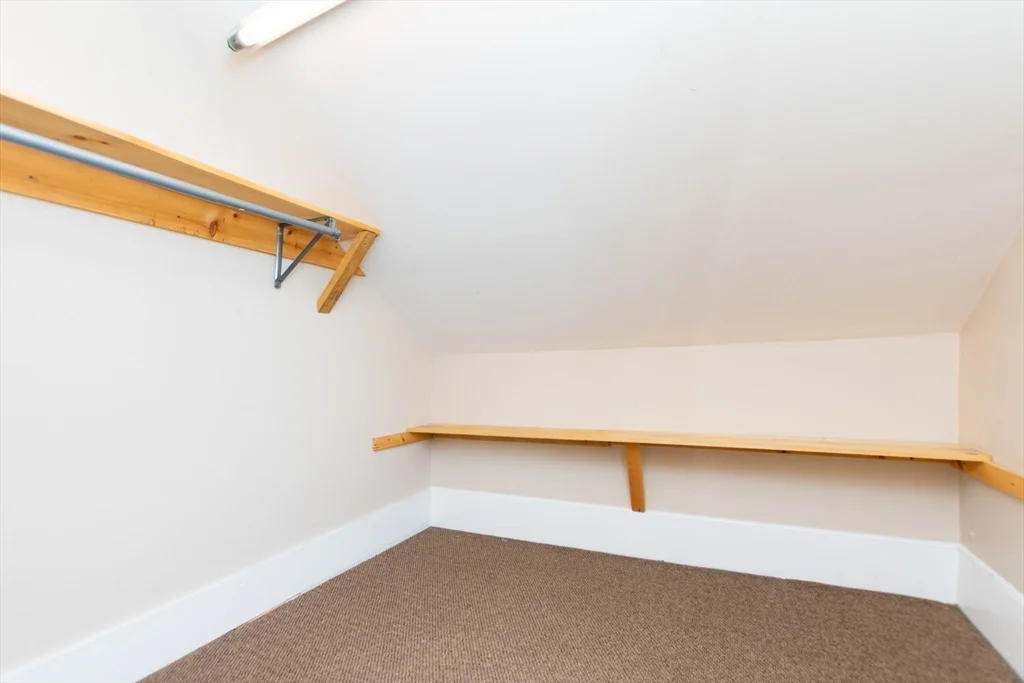 27 Shannon St, Brighton