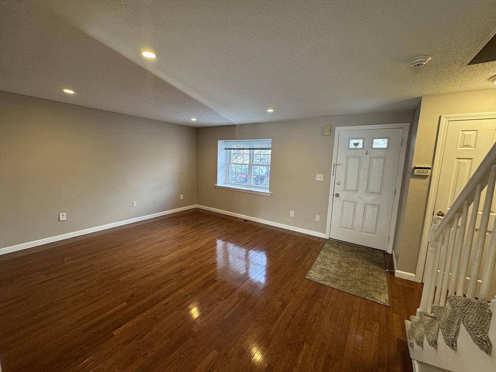 320 Newbury St, Danvers